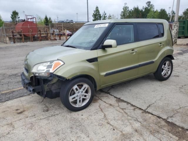 2011 KIA Soul +