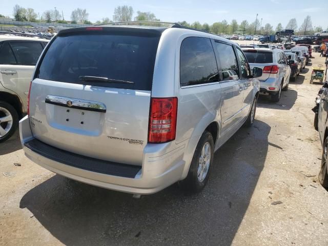 2010 Chrysler Town & Country Touring