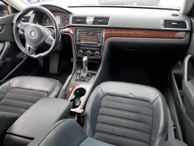 2013 Volkswagen Passat SEL