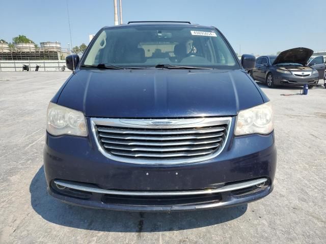 2013 Chrysler Town & Country Touring