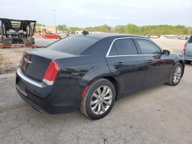 2017 Chrysler 300 Limited