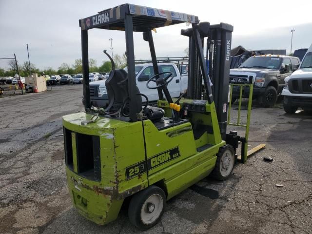 2010 Clark Forklift Forklift