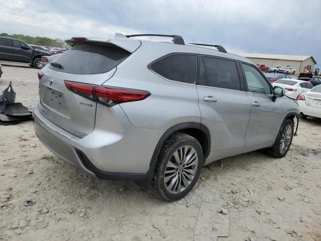 2021 Toyota Highlander Hybrid Platinum