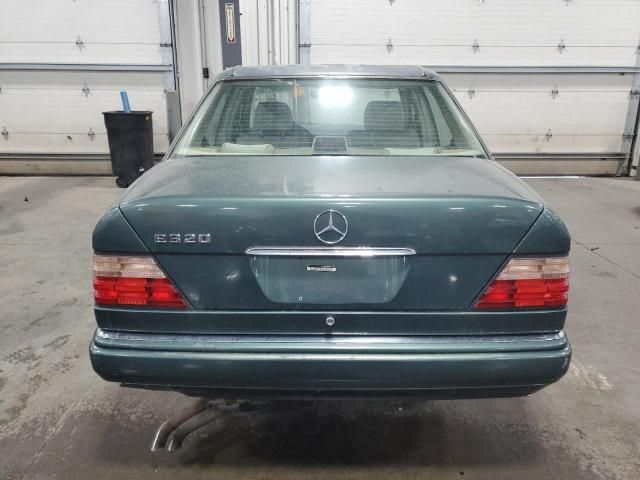 1995 Mercedes-Benz E 320 Base