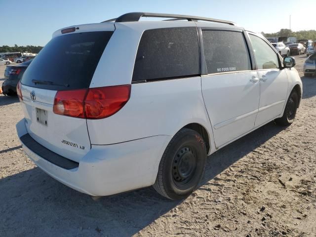 2009 Toyota Sienna CE