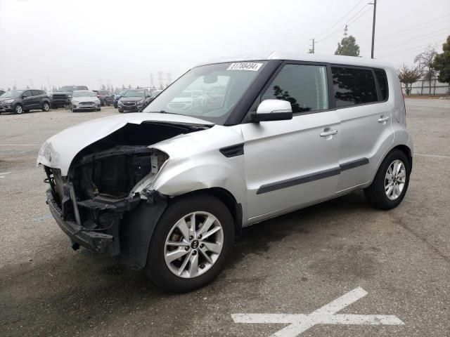 2013 KIA Soul +