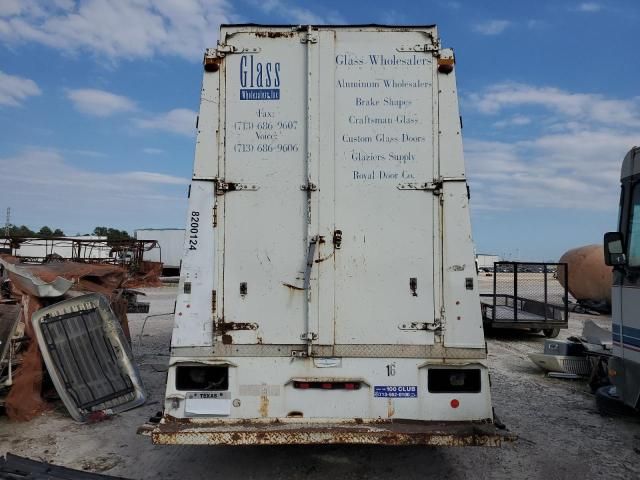 2000 Freightliner Medium Conventional FL60