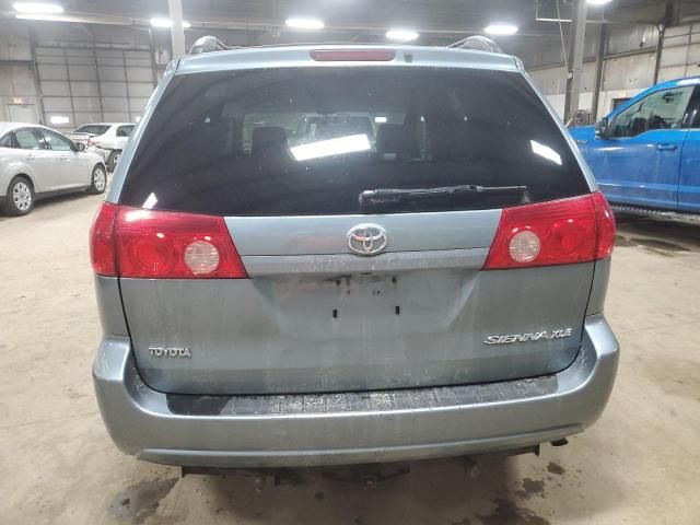 2008 Toyota Sienna XLE