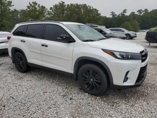 2019 Toyota Highlander SE