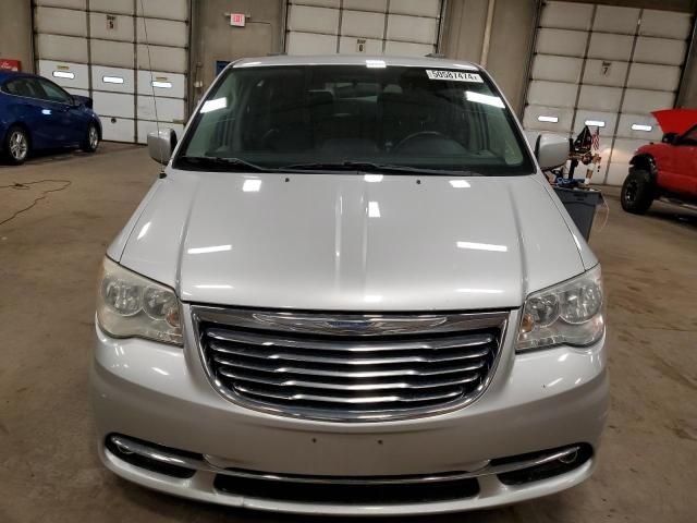 2011 Chrysler Town & Country Touring L