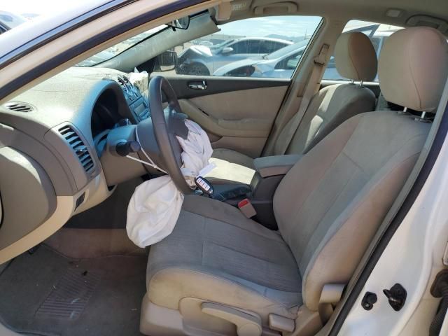 2010 Nissan Altima Base