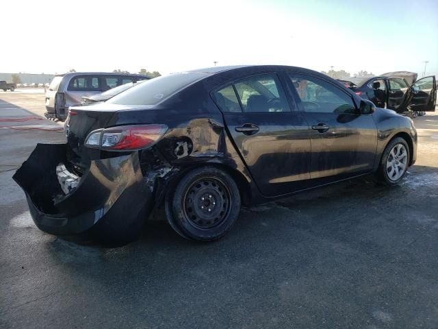 2013 Mazda 3 I