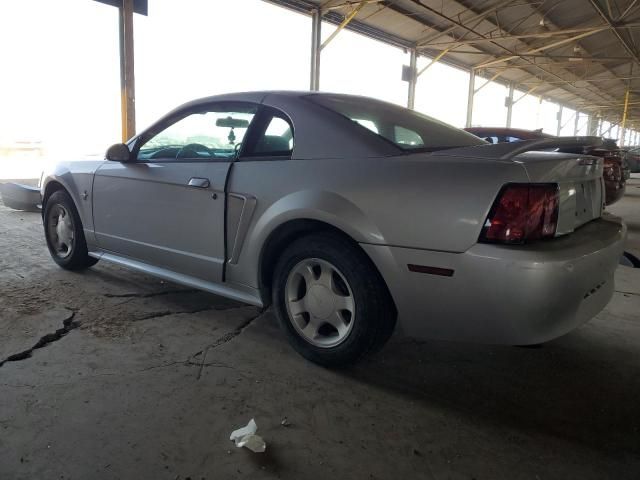 2000 Ford Mustang