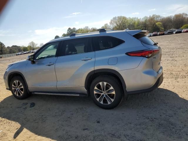 2021 Toyota Highlander XLE