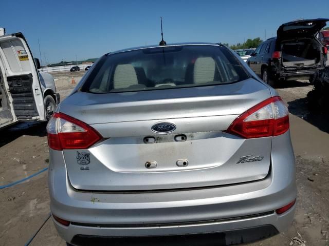 2014 Ford Fiesta SE