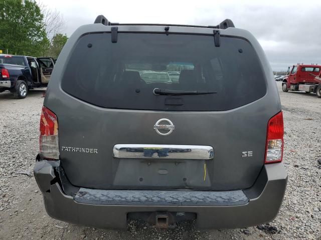 2005 Nissan Pathfinder LE