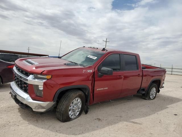 2022 Chevrolet Silverado K3500 LT