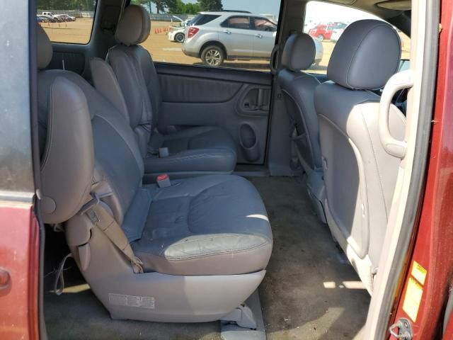 2006 Toyota Sienna XLE