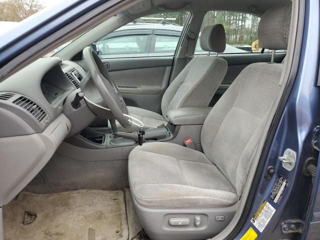 2004 Toyota Camry LE