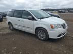 2015 Chrysler Town & Country Touring L