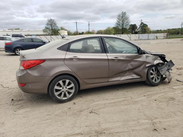 2012 Hyundai Accent GLS