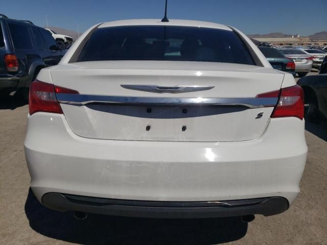 2013 Chrysler 200 Limited