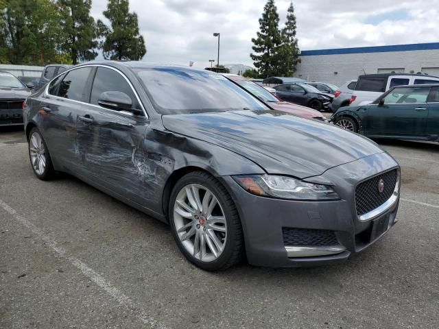 2016 Jaguar XF Prestige