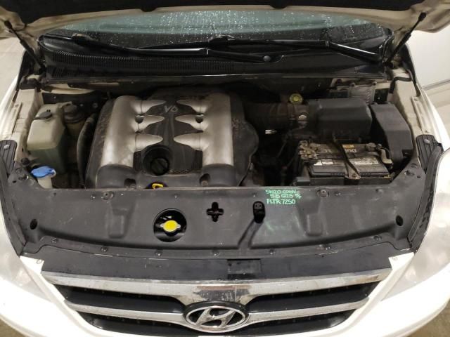 2007 Hyundai Entourage GLS