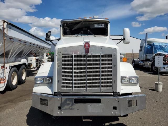 2011 Kenworth Construction T800