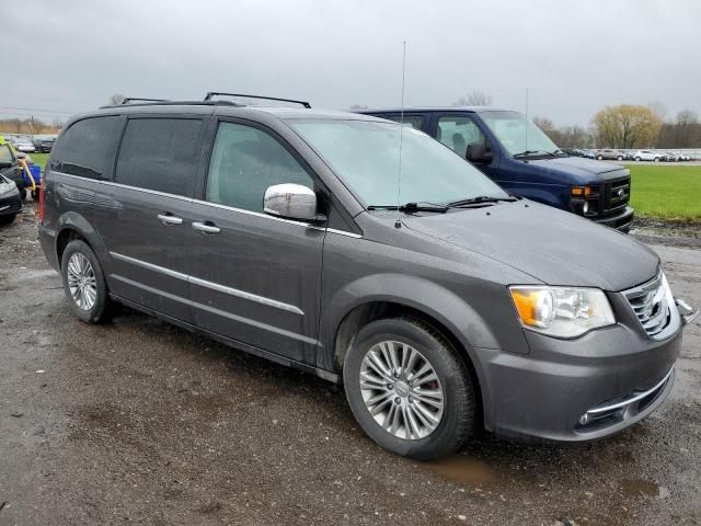 2016 Chrysler Town & Country Touring L