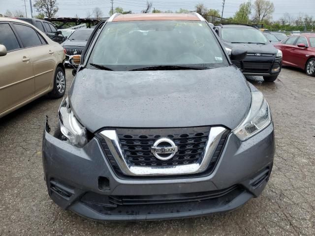 2019 Nissan Kicks S