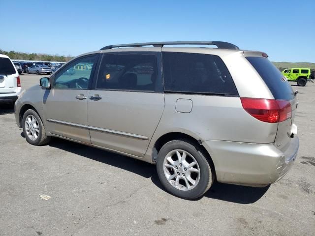 2005 Toyota Sienna XLE