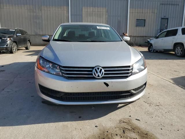 2013 Volkswagen Passat SE