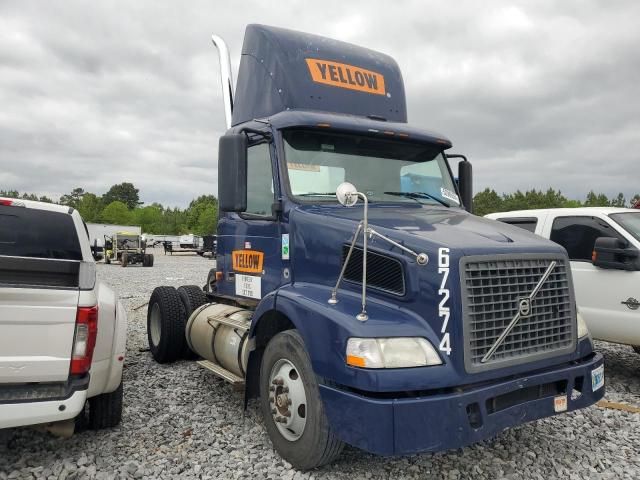 2007 Volvo VN VNM