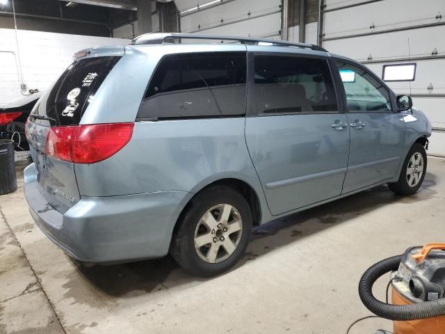 2006 Toyota Sienna CE