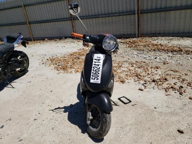 2020 Genuine Scooter Co. Buddy 125