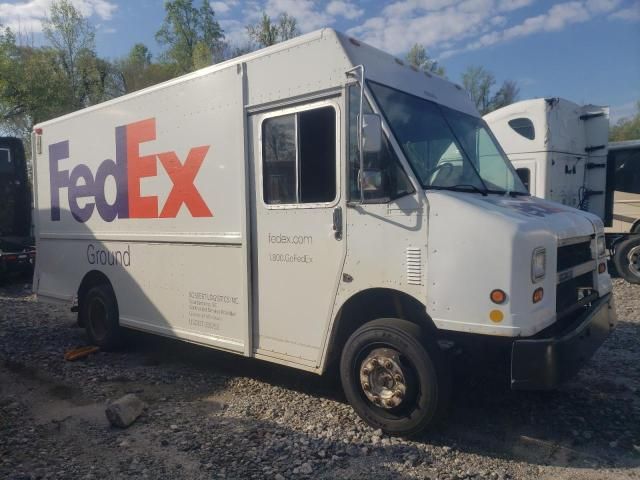 1999 Freightliner Chassis M Line WALK-IN Van