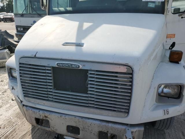 2000 Freightliner Medium Conventional FL60