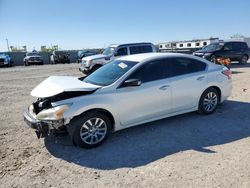 2014 Nissan Altima 2.5 en venta en Kansas City, KS