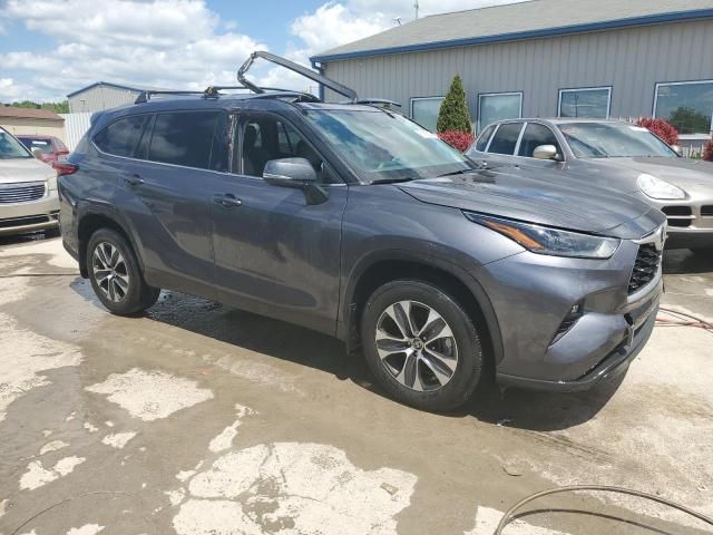 2021 Toyota Highlander XLE