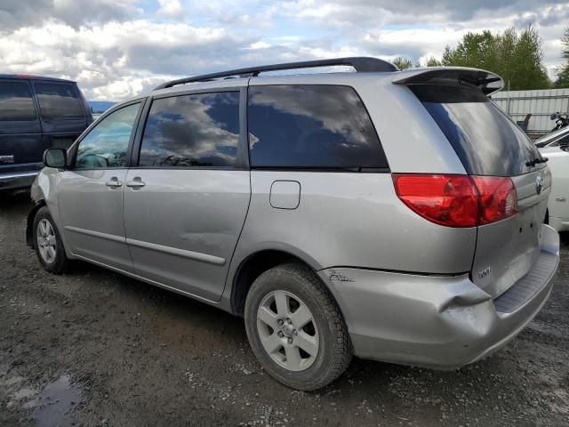 2009 Toyota Sienna CE