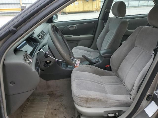 1999 Toyota Camry LE