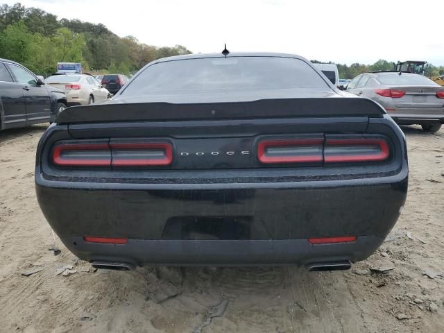 2015 Dodge Challenger SXT Plus