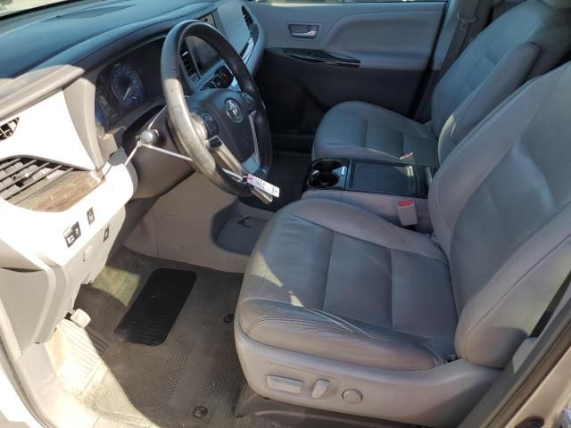 2015 Toyota Sienna XLE