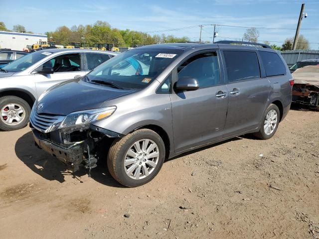 2017 Toyota Sienna XLE