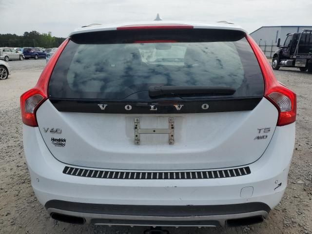 2016 Volvo V60 Cross Country Premier