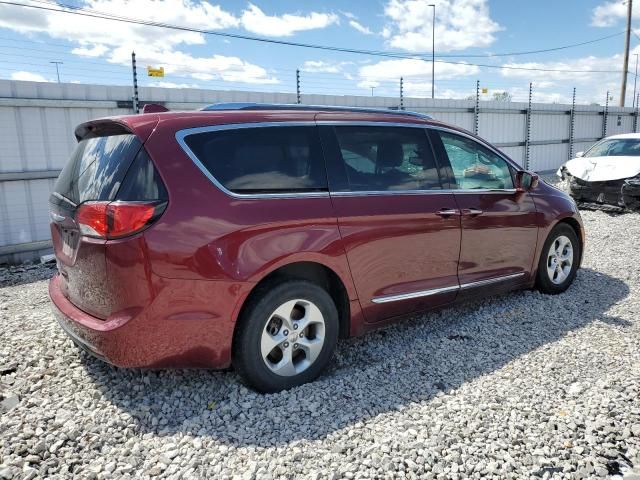 2017 Chrysler Pacifica Touring L Plus