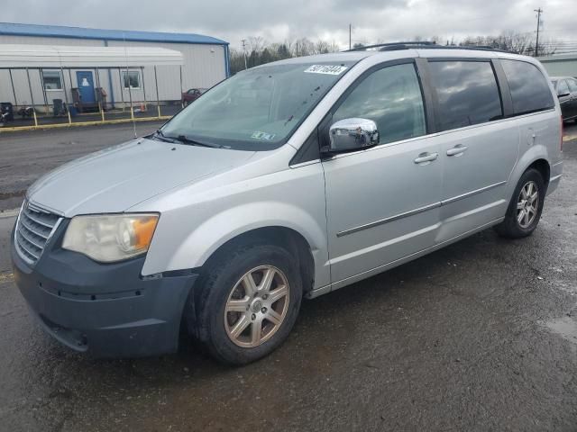 2010 Chrysler Town & Country Touring