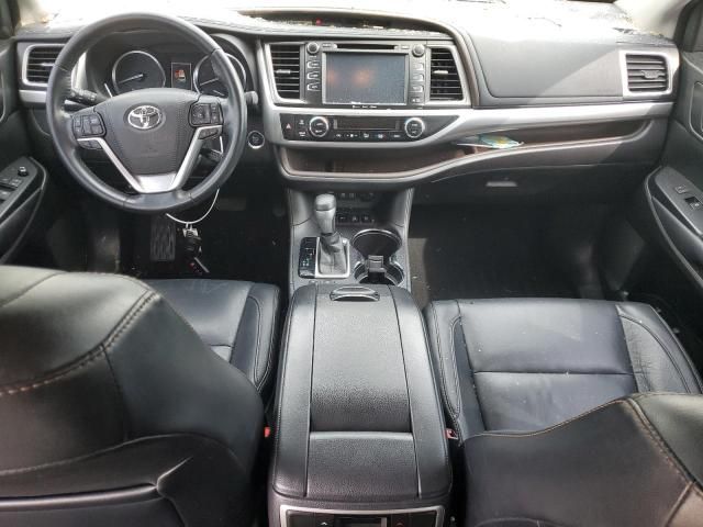 2018 Toyota Highlander SE