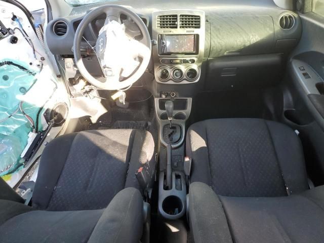 2013 Scion XD